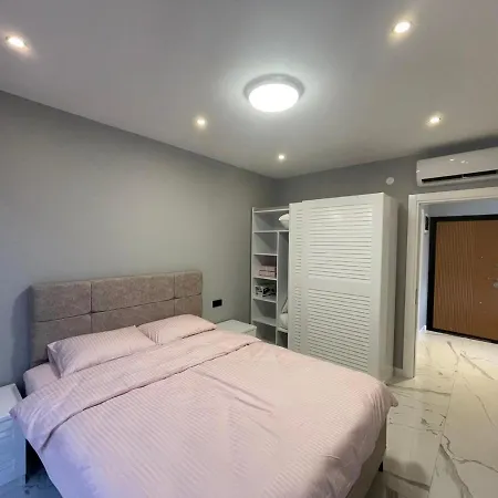 Апартаменты Square Light